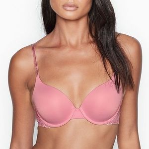 NWT Victoria’s Secret Light Push-up Shape Bra